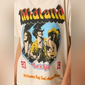 Sz XL Daydreamer Midland concert tee with tour dates on back cream vintage style
